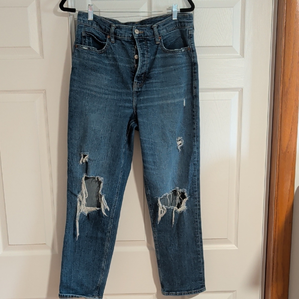 Old Navy Ripped Boyfriend Jeans in Dark Blue